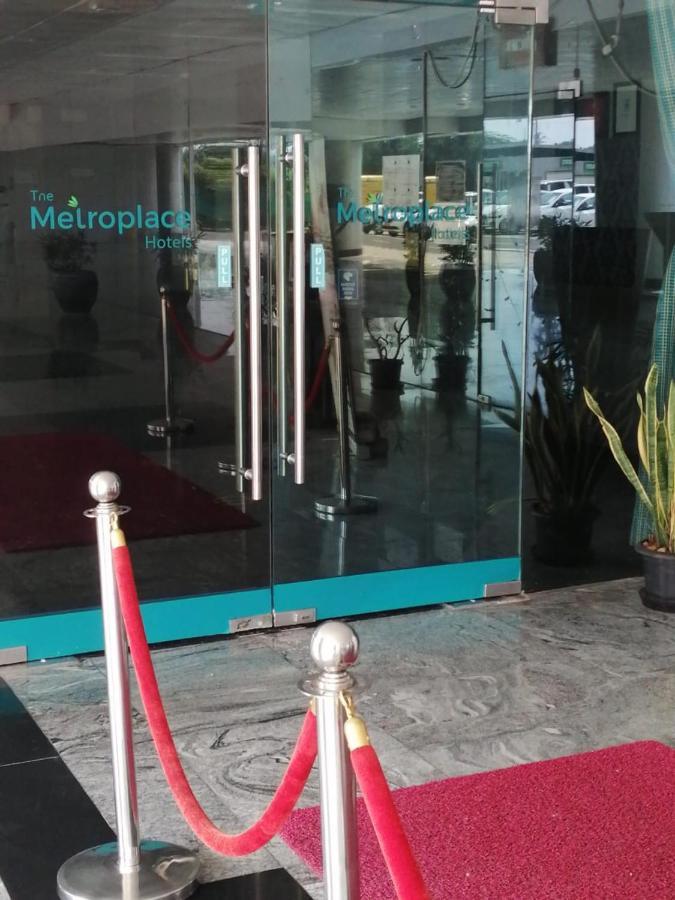 The Metroplace Hotels Inside Ascendas It Park Taramani Chennai Eksteriør billede